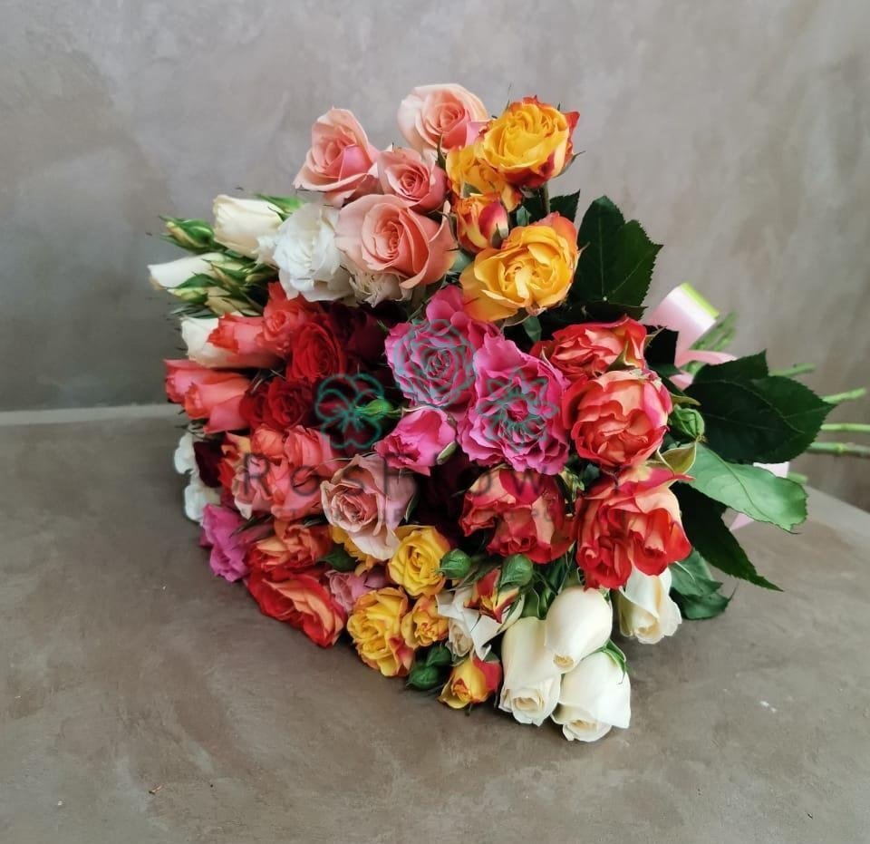 Букет цветов из: Розы в Ахметовскую