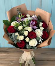 Букет цветов из:  Розы и Альстромерии в Ахметовскую