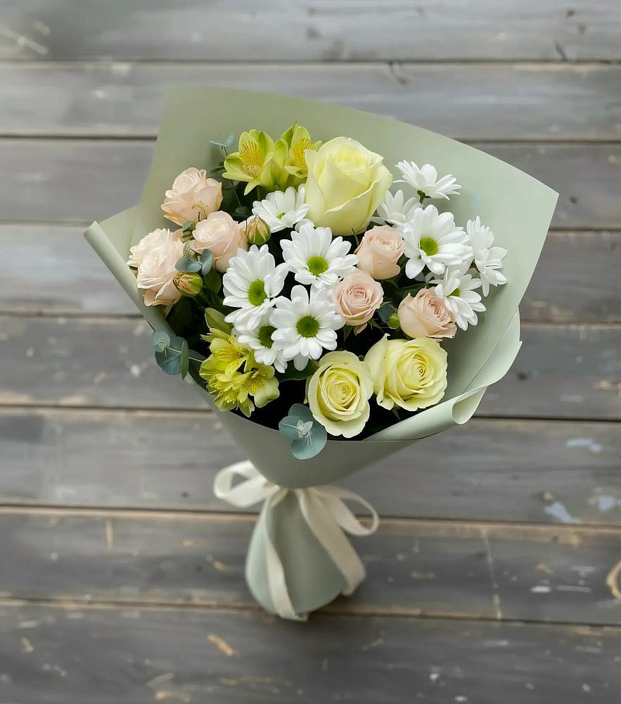 Букет цветов из: Альстромерии, Розы и Хризантемы в Ахметовскую