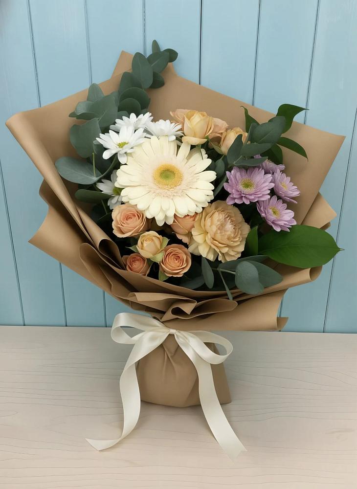 Букет цветов из: Герберы и Хризантемы в Ахметовскую