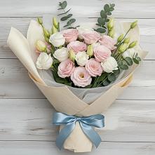 Букет цветов из:  Лизиантусы в Ахметовскую