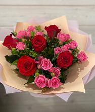 Букет цветов из:  Розы в Ахметовскую
