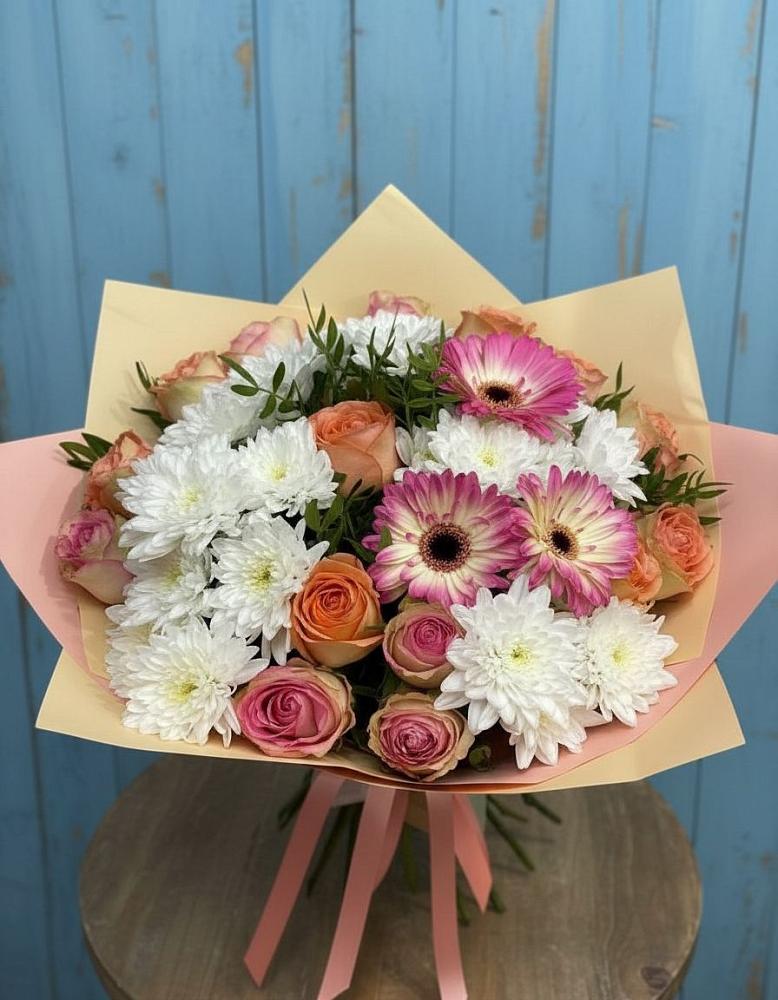 Букет цветов из: Розы, Герберы и Хризантемы в Ахметовскую