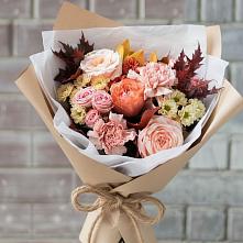 Букет цветов из:  Гвоздики, Хризантемы и Розы в Ахметовскую