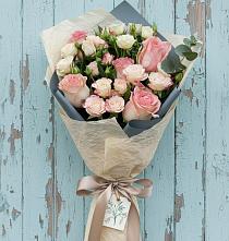 Букет цветов из:  Розы в Ахметовскую