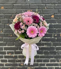 Букет цветов из:  Герберы и Хризантемы в Ахметовскую