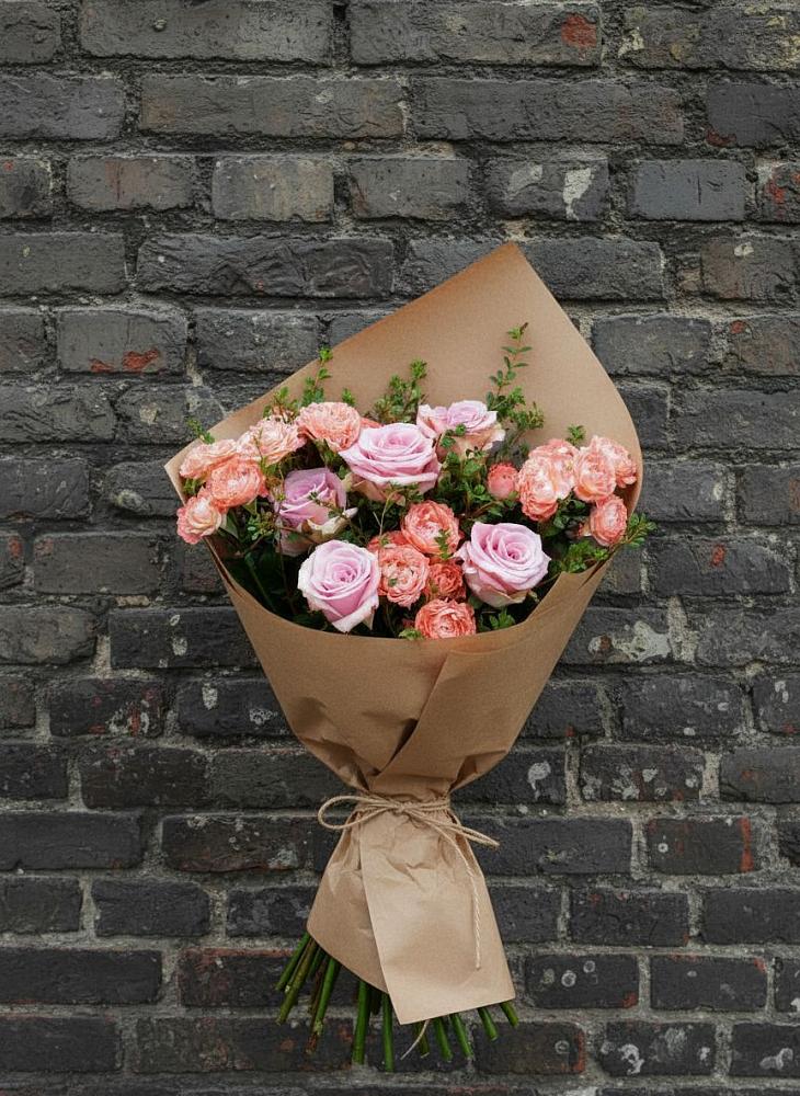 Букет цветов из: Розы в Ахметовскую