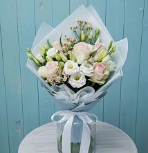 Букет цветов из:  Розы и Лизиантусы #REPLACE_PRED# Ахметовскую