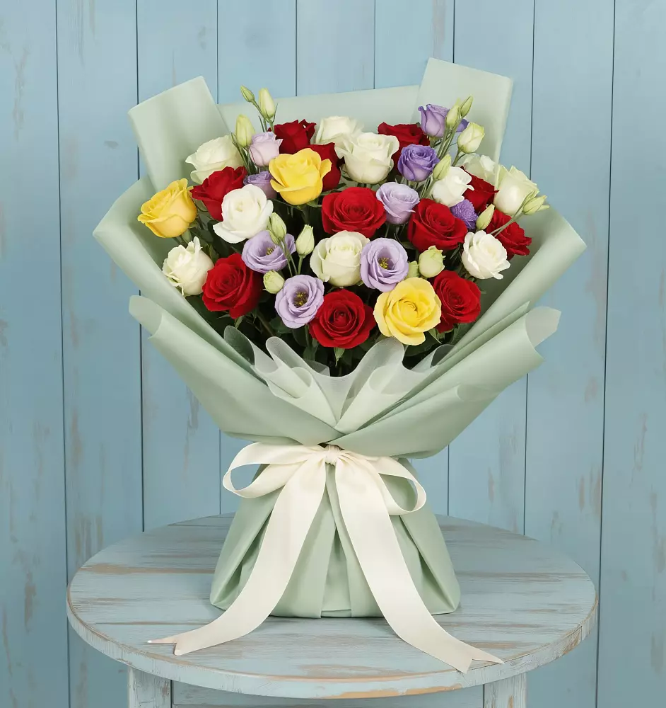 Букет цветов из: Розы в Ахметовскую