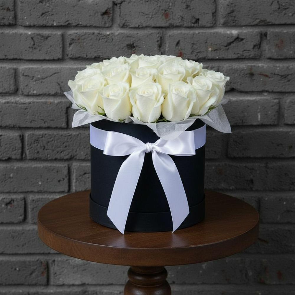 Цветочная композиция из Розы в шляпной коробке в Ахметовскую