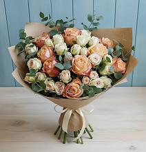 Букет цветов из:  Альстромерии и Розы в Ахметовскую